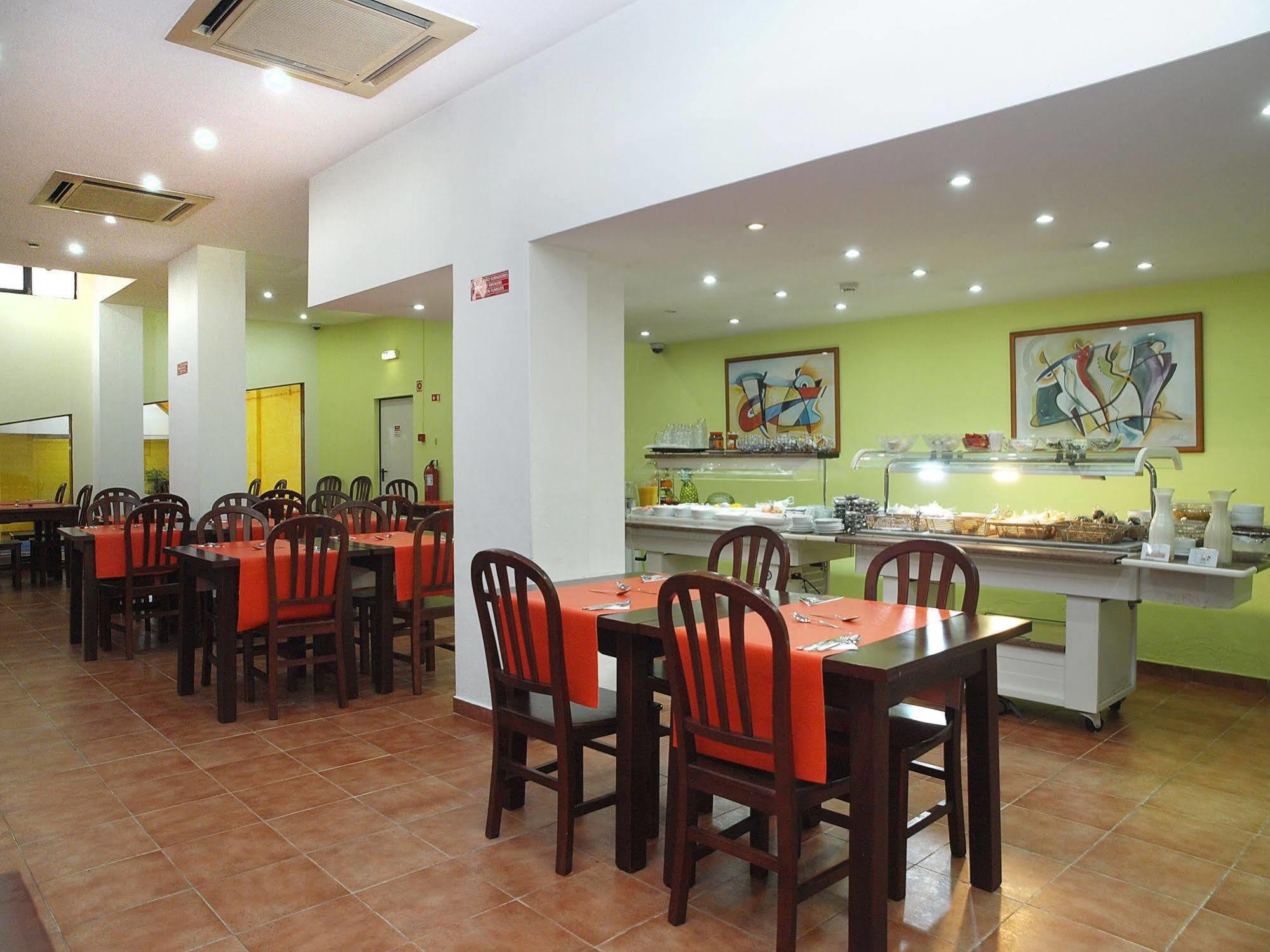 Portimao Center Hotel Bagian luar foto